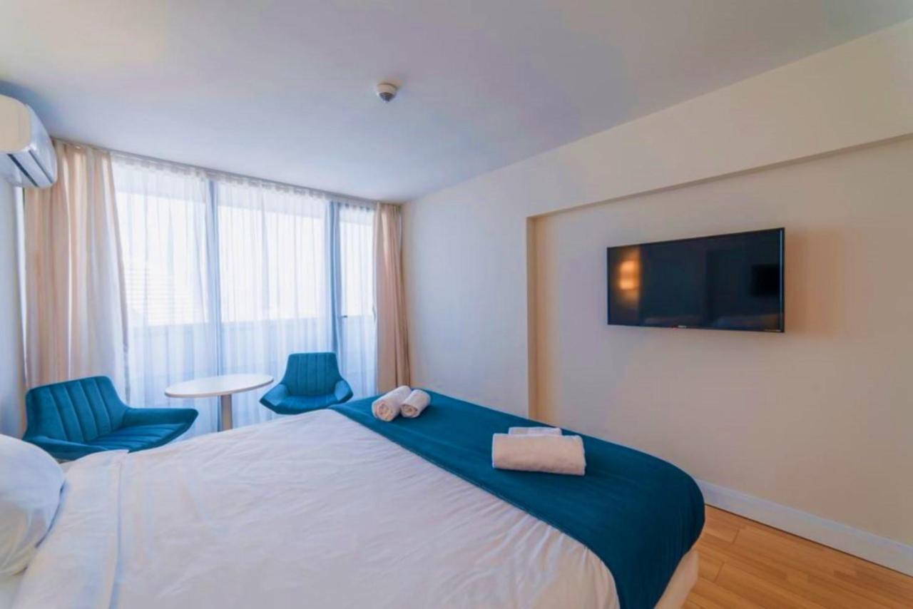 Orbi Twin Towers Aparthotel With Sea View Батуми Экстерьер фото