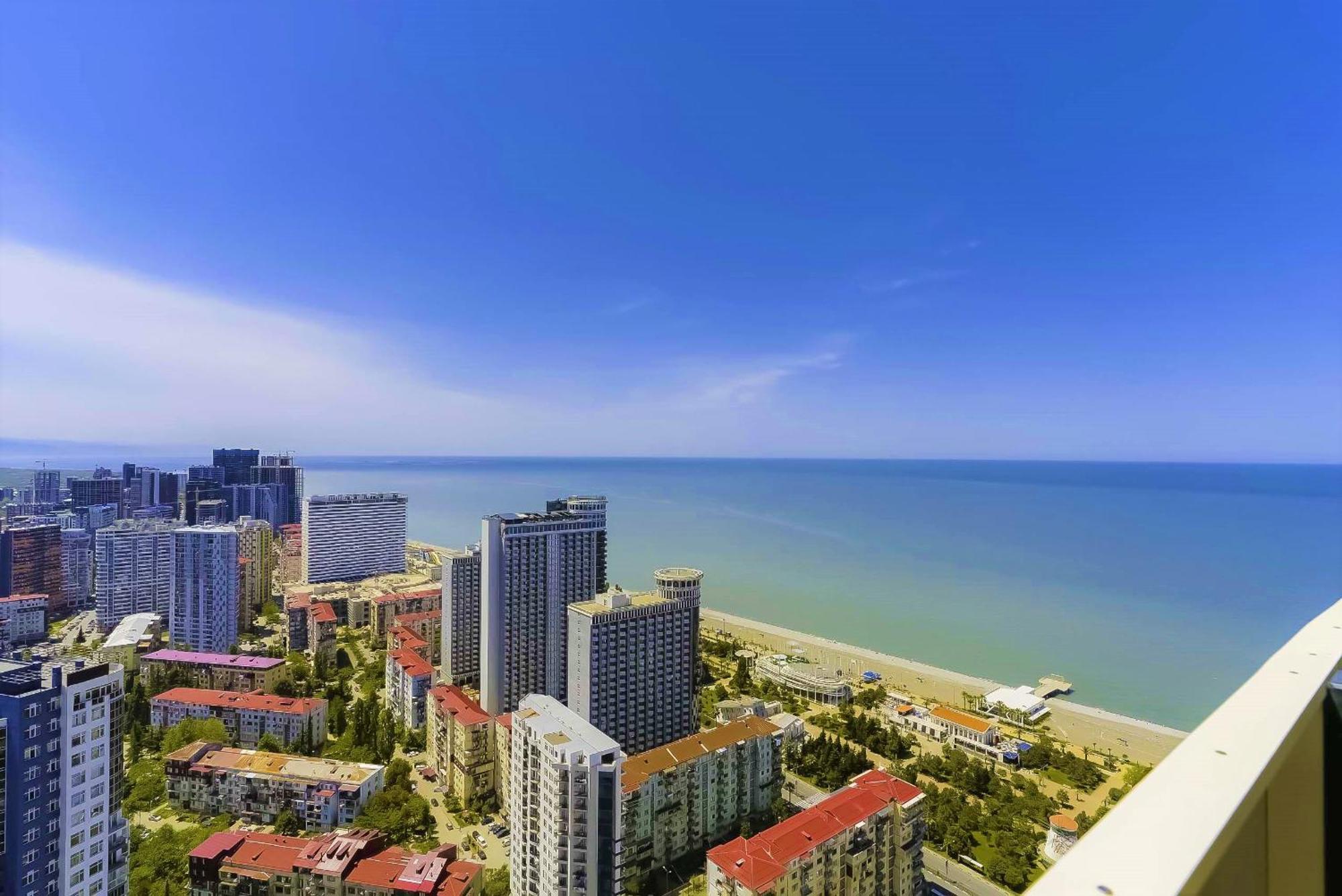 Orbi Twin Towers Aparthotel With Sea View Батуми Экстерьер фото