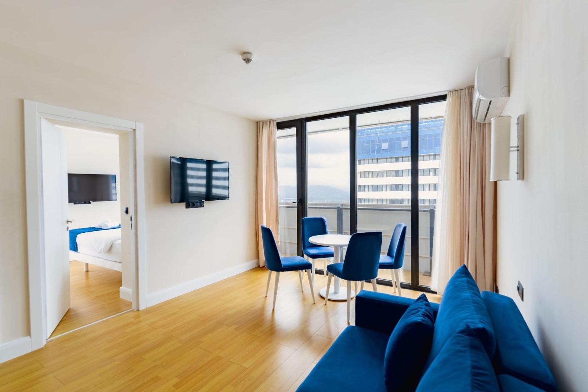 Orbi Twin Towers Aparthotel With Sea View Батуми Экстерьер фото