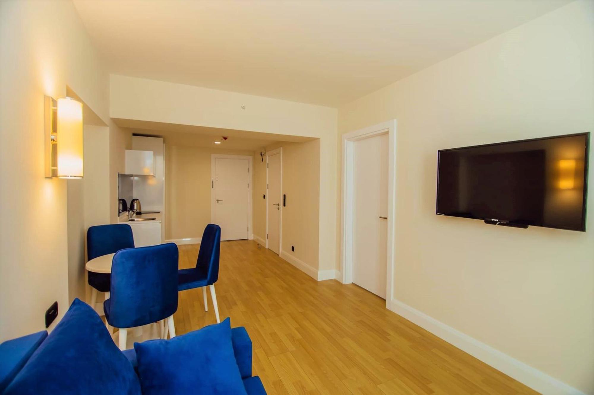 Orbi Twin Towers Aparthotel With Sea View Батуми Экстерьер фото