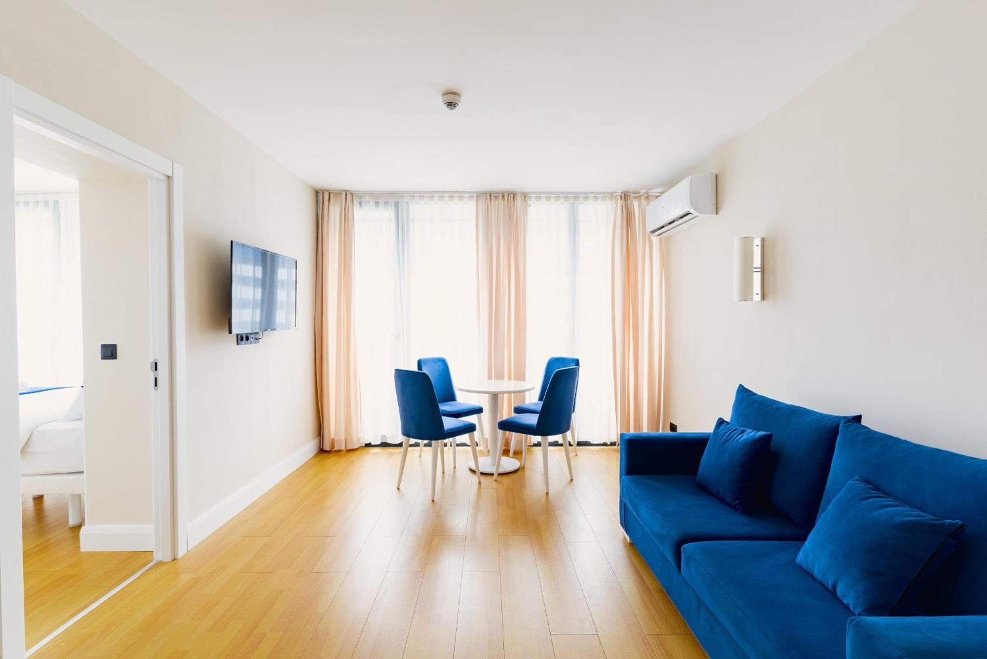 Orbi Twin Towers Aparthotel With Sea View Батуми Экстерьер фото