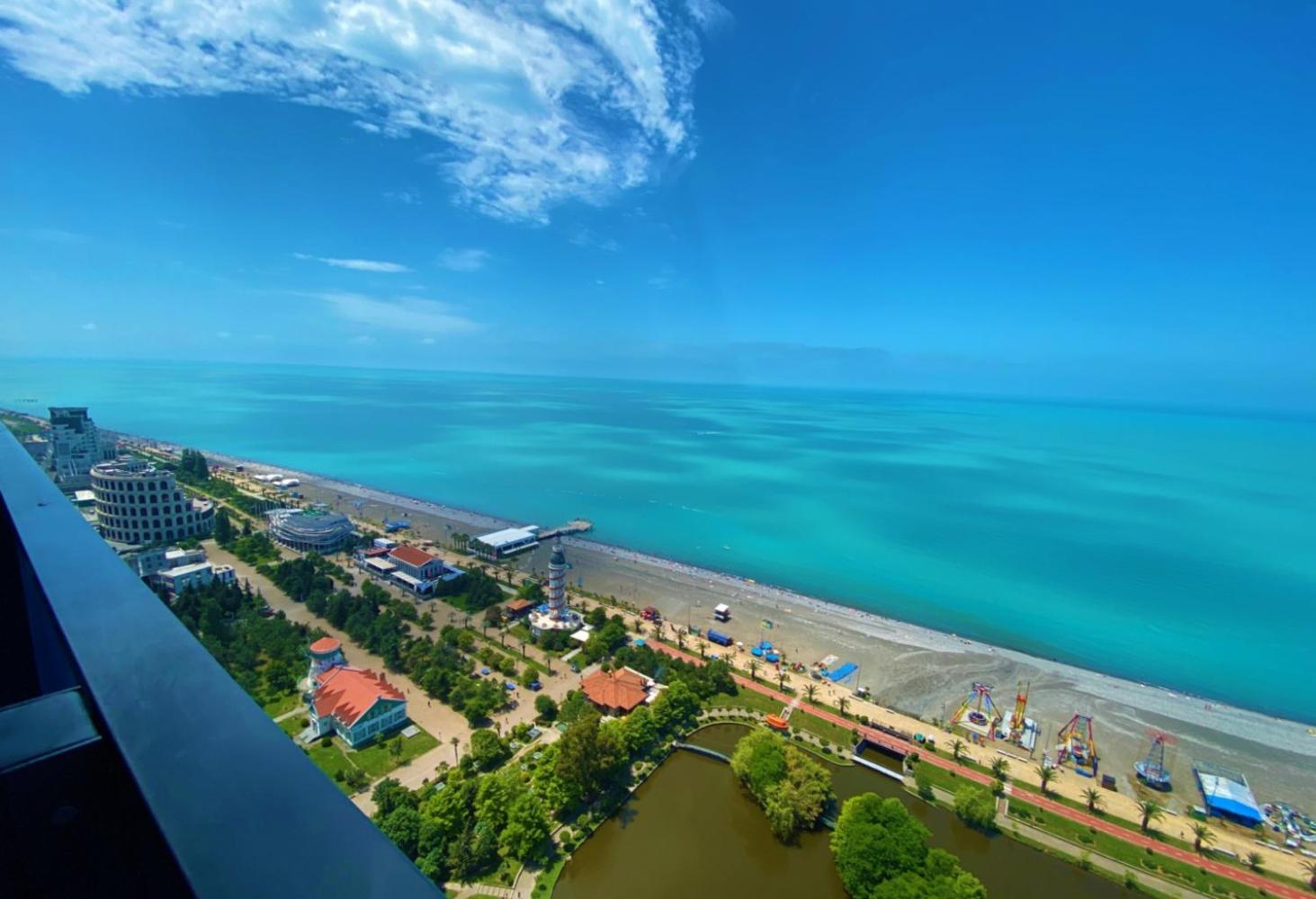 Orbi Twin Towers Aparthotel With Sea View Батуми Экстерьер фото